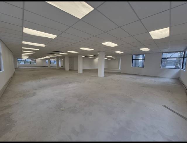 814M² OFFICE TO LET IN SANDTON CENTRAL